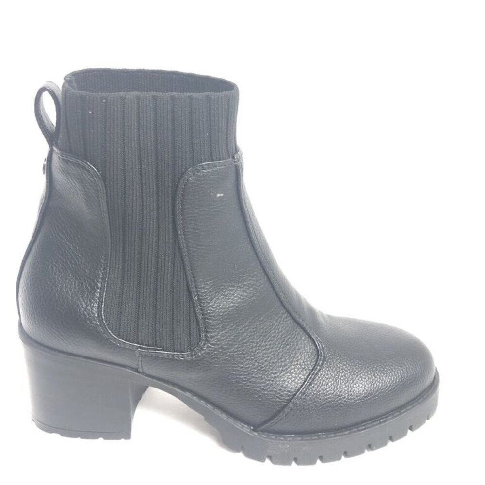 Yellow Box Women’s Taiya, Black Ankle Booties, Size 7.5M